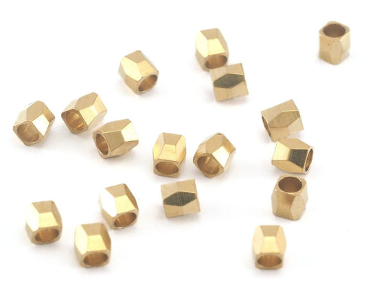 Square cube ,Raw brass 2,5x2,5mm 3/32"x3/32" (1mm 0.04" 19 gauge hole ) bab1 OZ910R