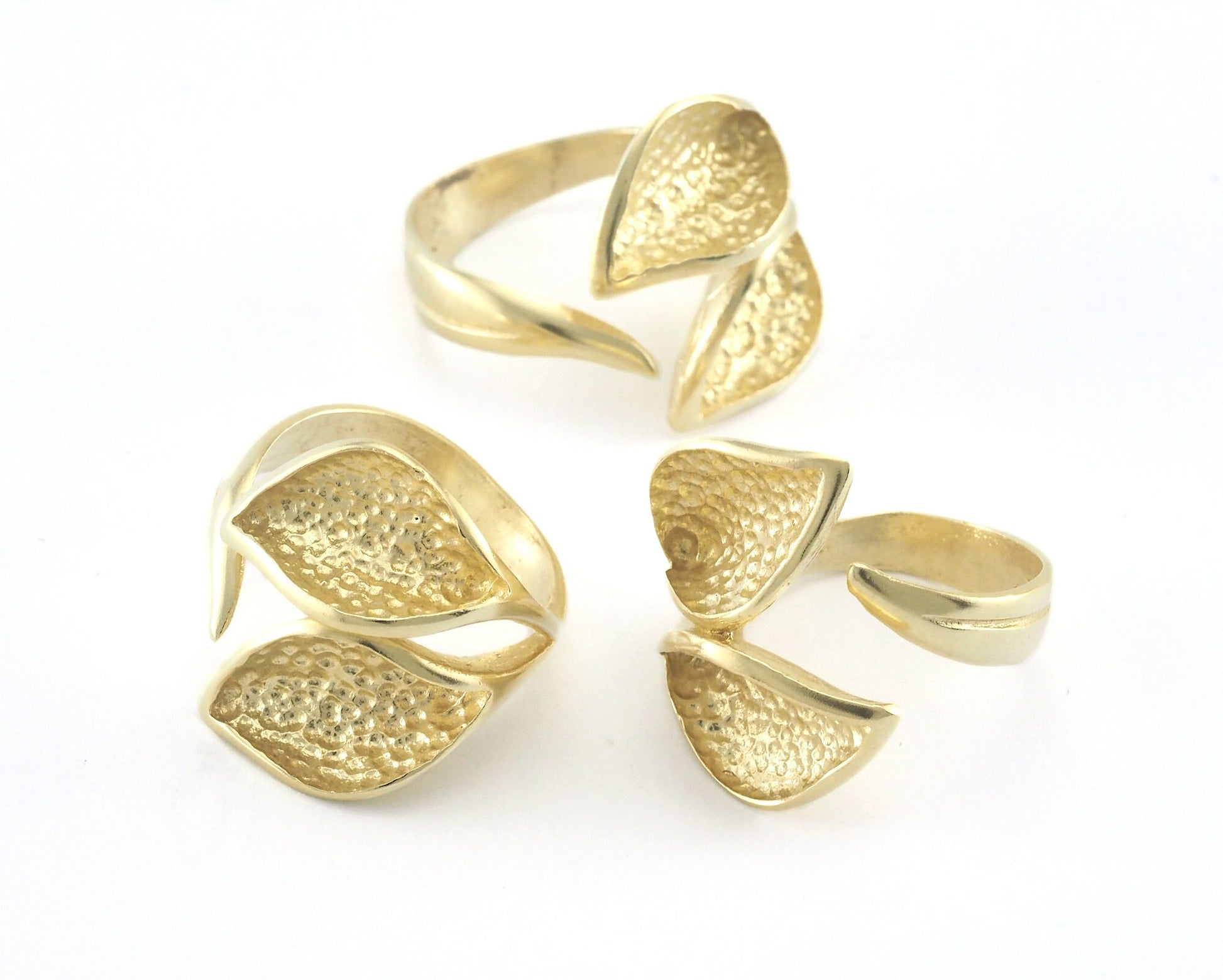 Curved Leaf Leaves Ring Raw brass (6-10 US Adjustable ) 4200