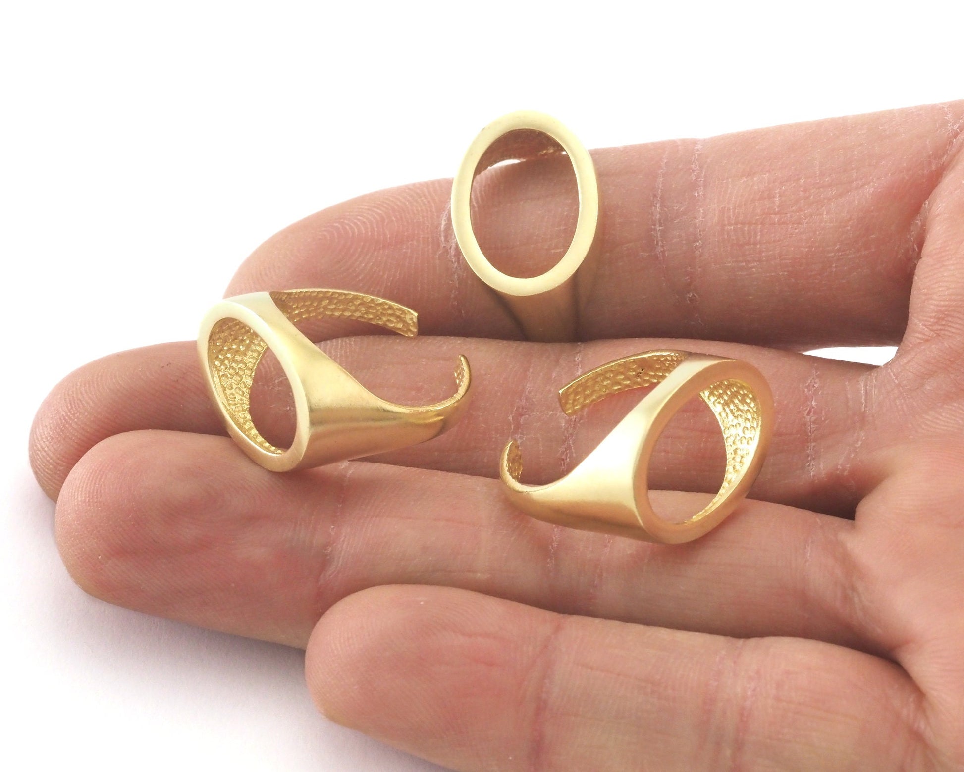 Open Oval Ring Adjustable Raw Brass - Shiny silver- Antique silver - Shiny gold plated (18mm 8US inner size) 5044
