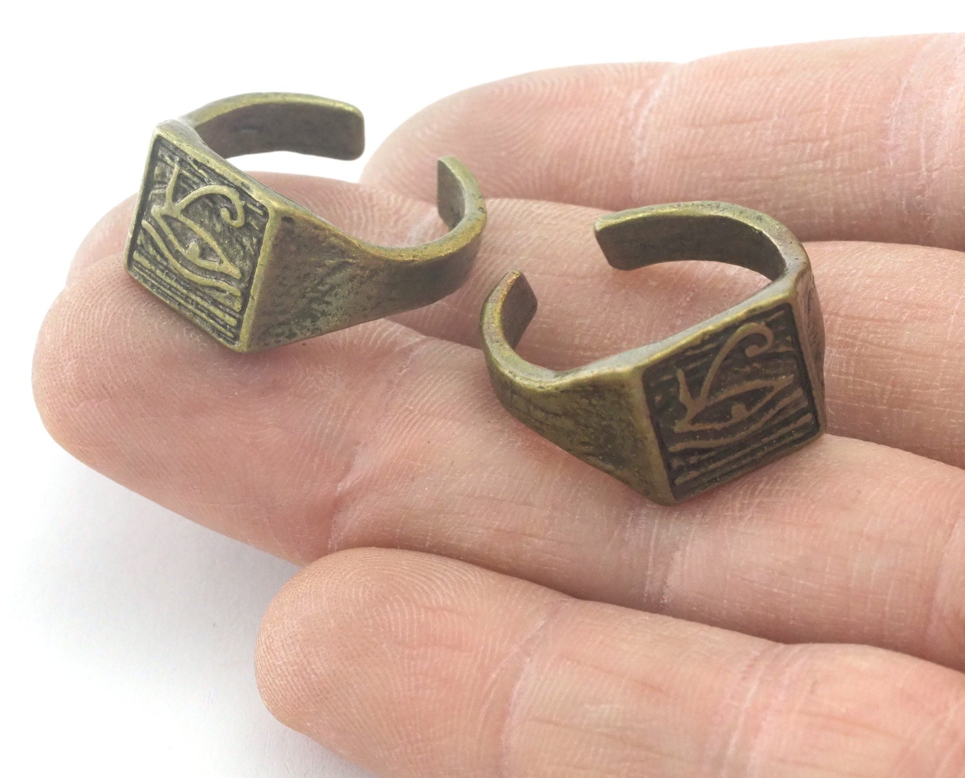 Ra Eye Ring Adjustable Antique Bronze Plated brass (19.5mm 9.5US inner size) Oz3193