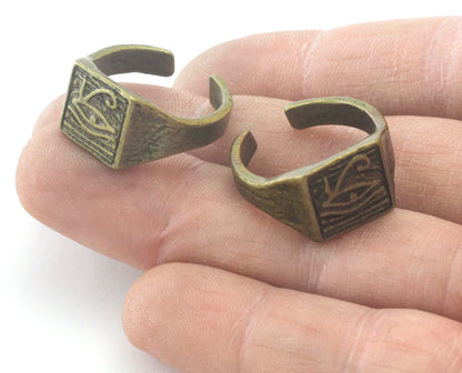 Ra Eye Ring Adjustable Antique Bronze Plated brass (19.5mm 9.5US inner size) Oz3193