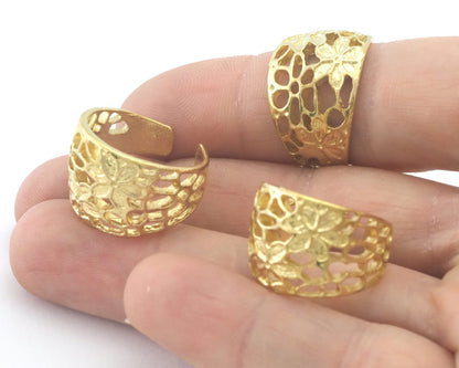 Flowers Adjustable Ring Raw brass (19.5mm 9.5US inner size) OZ2901