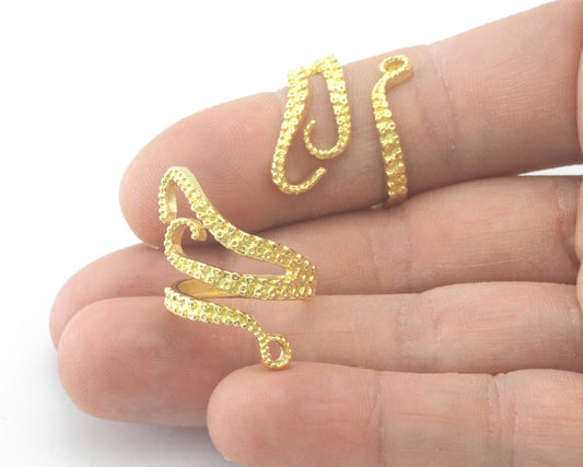 Octopus Tickle Ring with loop Raw brass (18mm 8US inner size) 4318