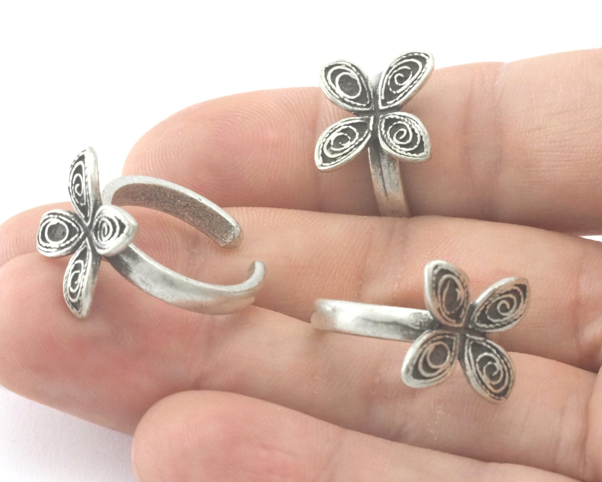 Flowers Statement Adjustable Ring Antique Silver Plated brass (7 - 9US inner size) Oz4335