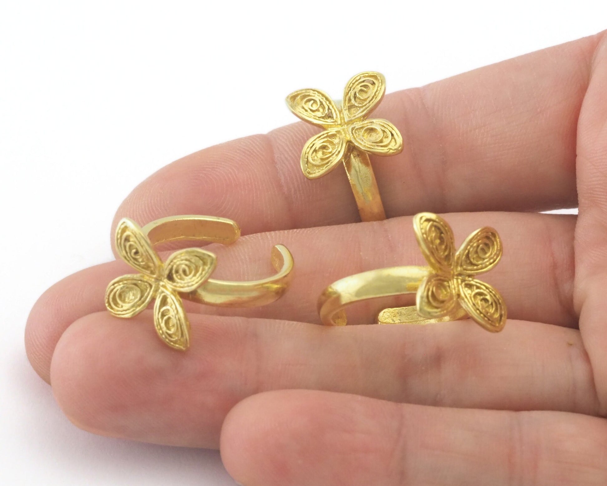 Flowers Statement Adjustable Ring Raw brass (7 - 9US inner size) Oz4335