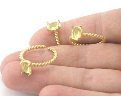 Oval Twisted Ring Base Adjustable Ring Bezel Raw Brass - Shiny silver - Antique silver - Shiny gold (8x6mm blank) OZ4398