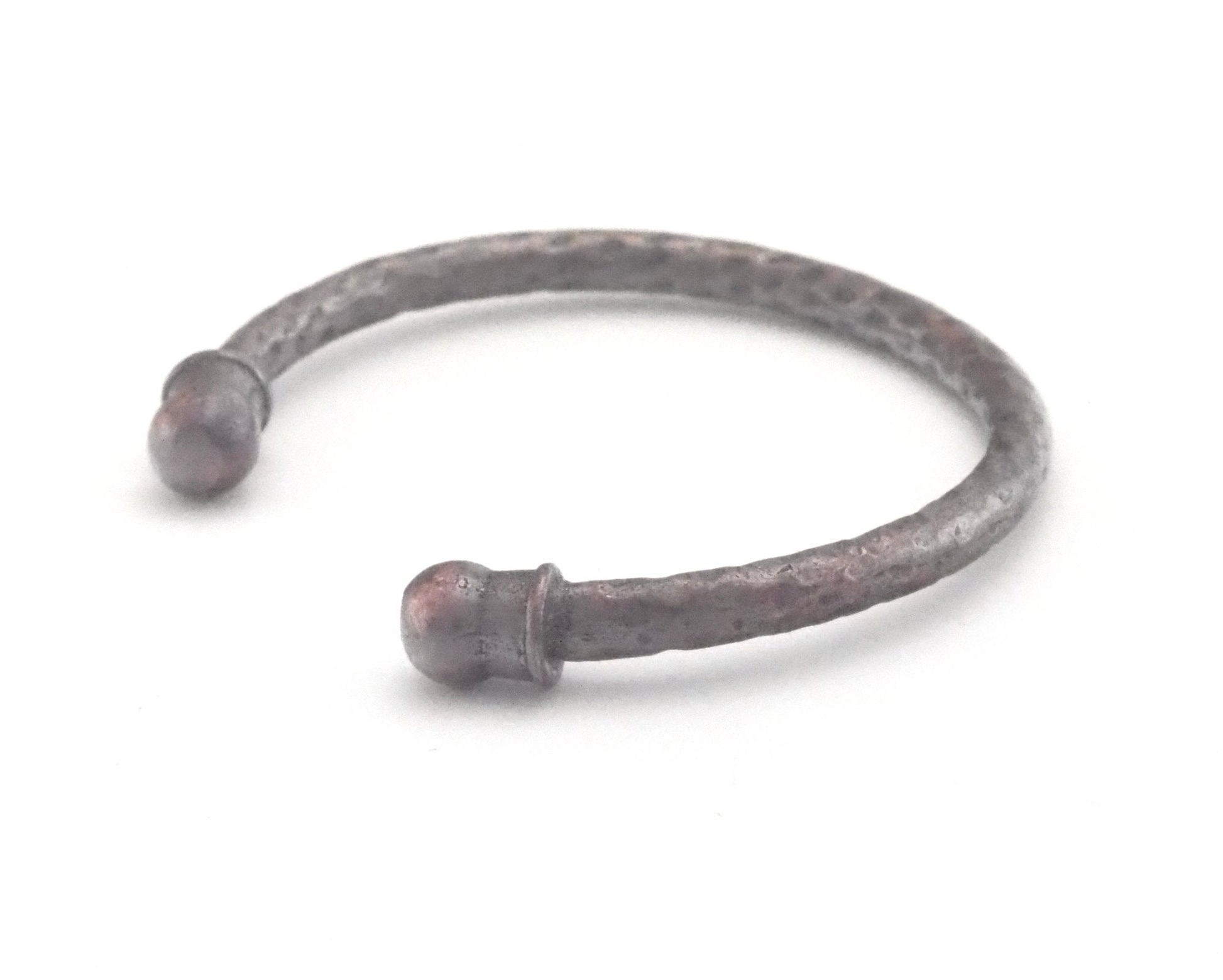 Hammered Bracelet Antique Copper Plated Brass (55 mm inner size - Adjustable ) OZ2960