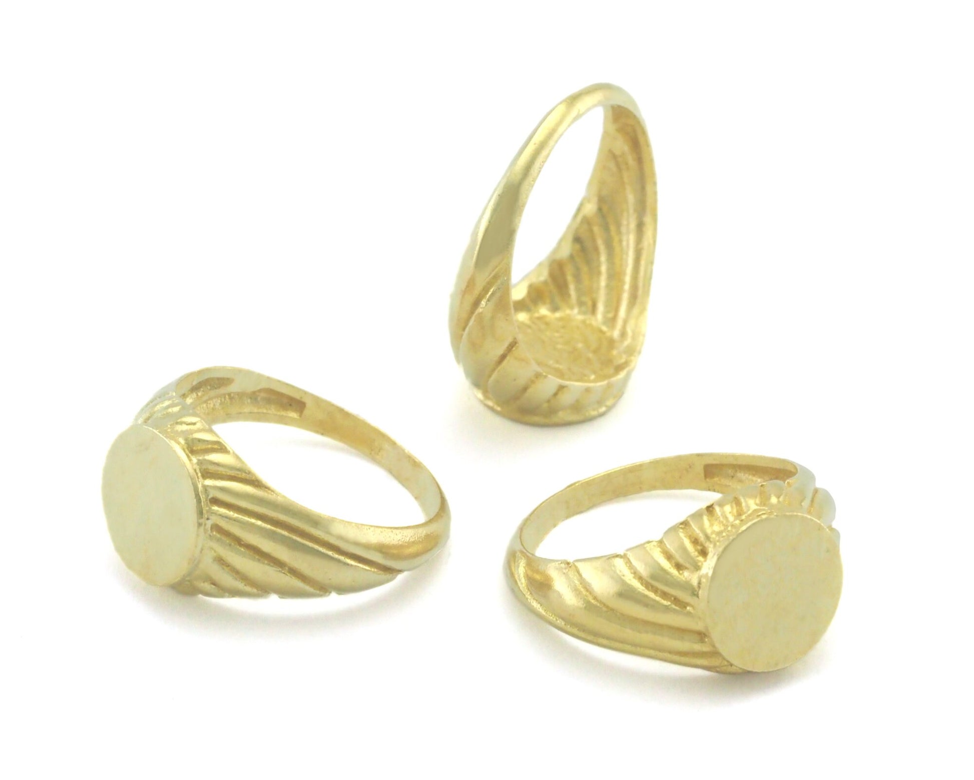 Croissant Signet Ring Blank - raw brass (16.25mm 5.5US inner size ) 10mm blank size 4391