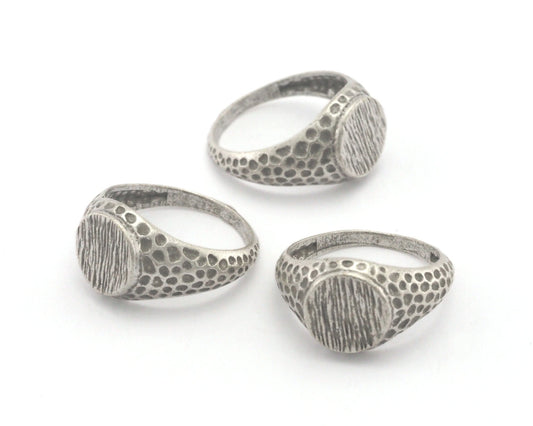 Hammered Brushed Signet Ring Blank - Antique silver plated brass (16.25mm 5.5US inner size ) 10mm blank size OZ4389