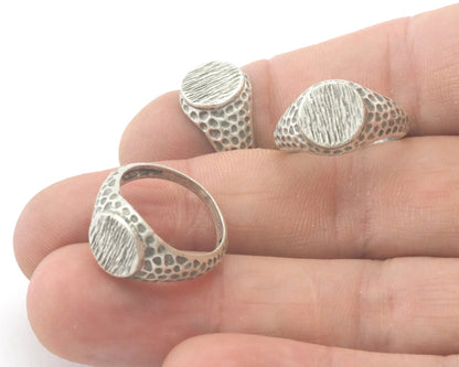 Hammered Brushed Signet Ring Blank - Antique silver plated brass (16.25mm 5.5US inner size ) 10mm blank size OZ4389