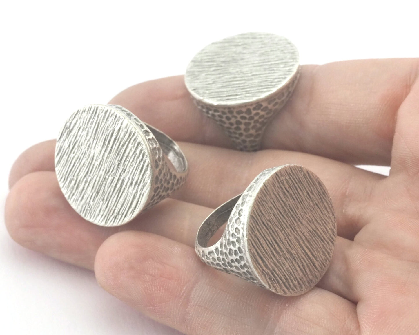 Hammered brushed Signet Ring Blank - Antique Silver Plated brass (17.5mm 7US inner size ) 24mm blank size OZ4387