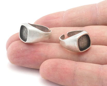 Signet Ring Adjustable Blank - Antique silver plated brass (3US - 5 US inner size - Adjustable ) Oz2053 9.5x9.5mm square