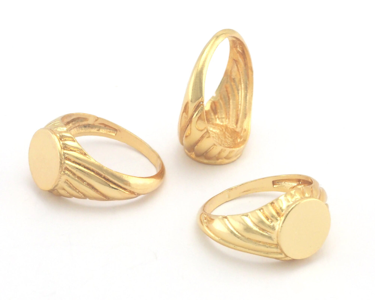 Croissant Signet Ring Blank - Shiny gold plated brass (16.25mm 5.5US inner size ) 10mm blank size 4391