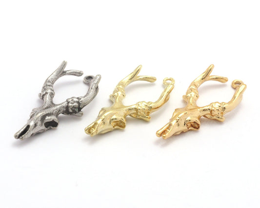 Animal Skull head pendant Raw brass,Antique silver or Shiny gold plated 37x15mm 4431