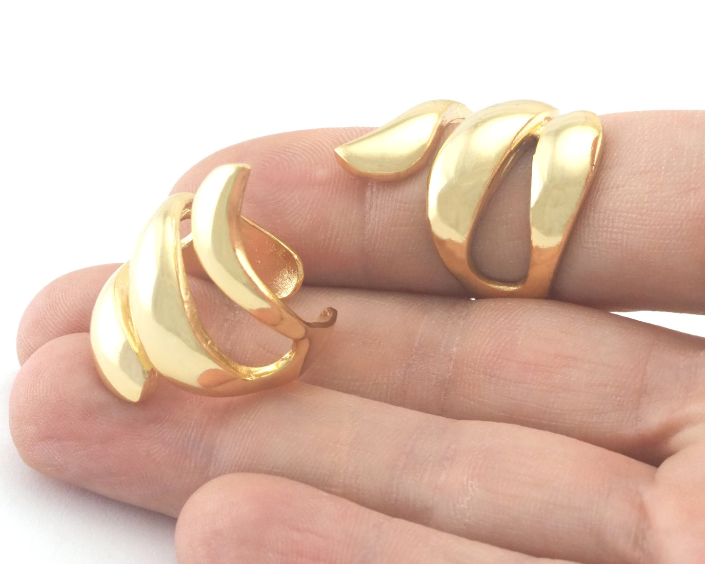 Snake Adjustable Ring Organic Shape Gold Plated brass (6 - 9US inner size ) 4345