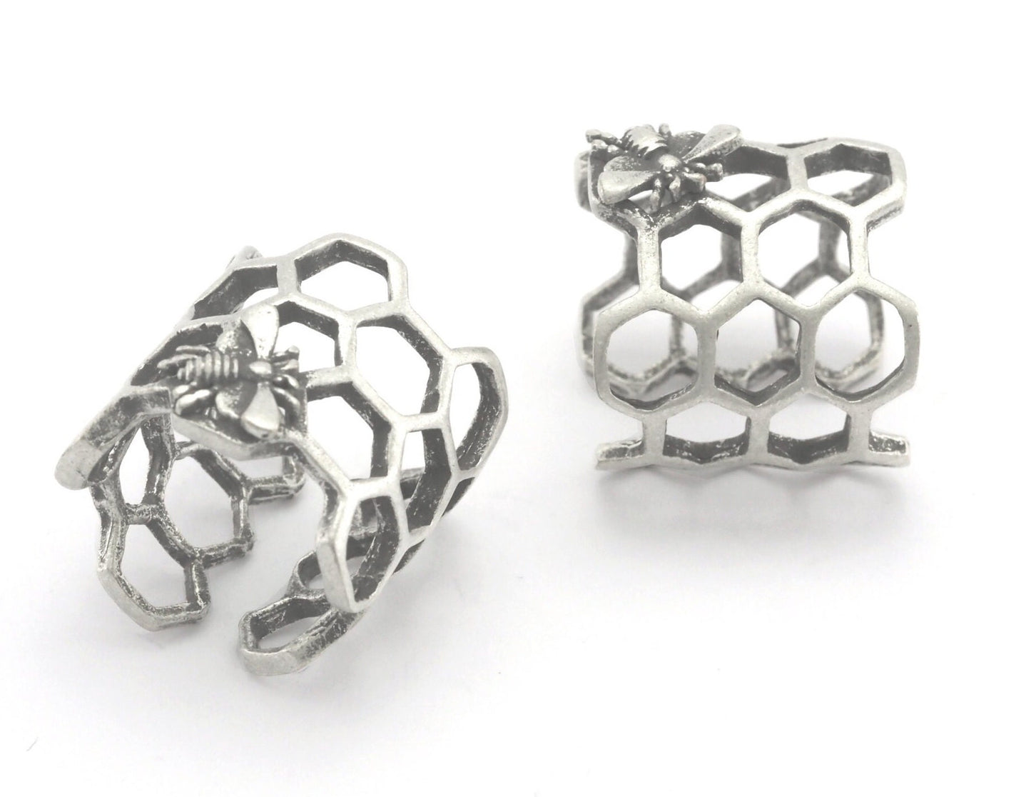 Honeycomb with Bee Adjustable Ring Antique Silver Plated Brass (17mm 7US inner size) OZ4304
