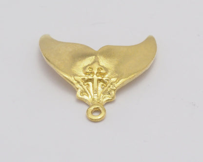 Whale tail Pendant Raw Brass 25x24mm 4481