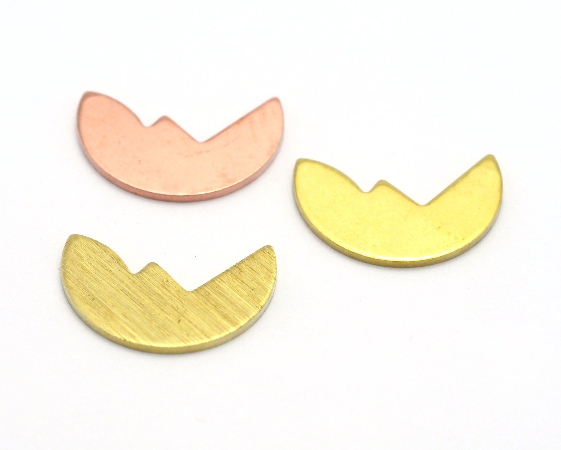 Landscape mountain charms Tag Stamping Blank Raw Brass - Brushed Brass - Copper 15.5x10.5mm 0.8 mm no hole Findings 4427