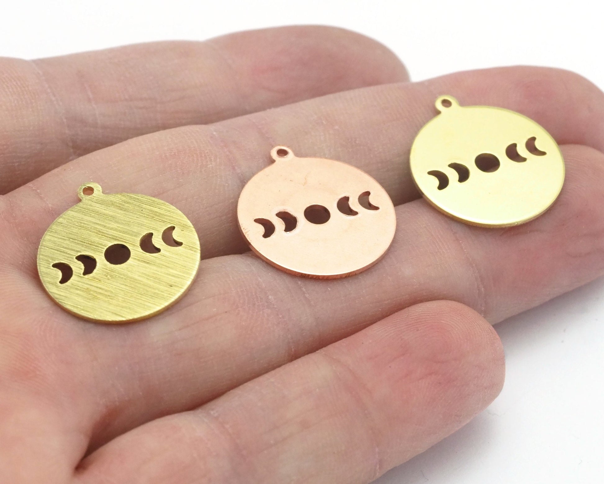 Round Moon 22x24.5mm (States of the moon) Copper - raw brass - brushed brass 1 holes charms findings 4537