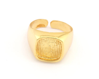 Signet Ring Adjustable Blank - raw brass or shiny silver-antique silver-shiny gold-matte gold plated (3US - 5 US size - Adjustable ) Oz2053