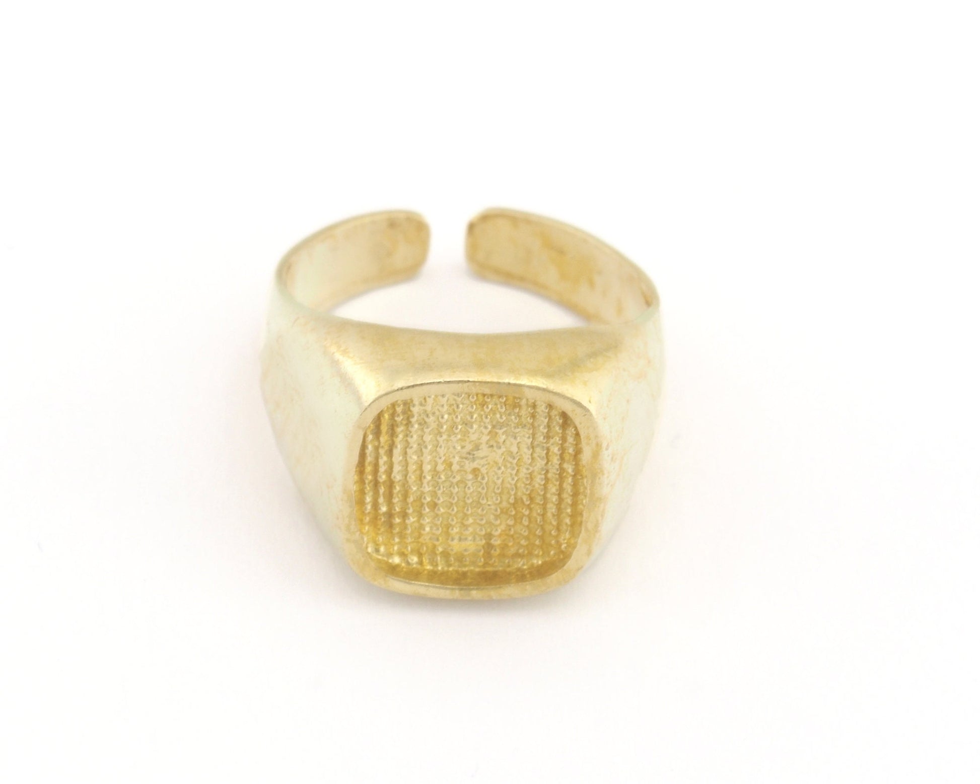 Signet Ring Adjustable Blank - raw brass or shiny silver-antique silver-shiny gold-matte gold plated (3US - 5 US size - Adjustable ) Oz2053