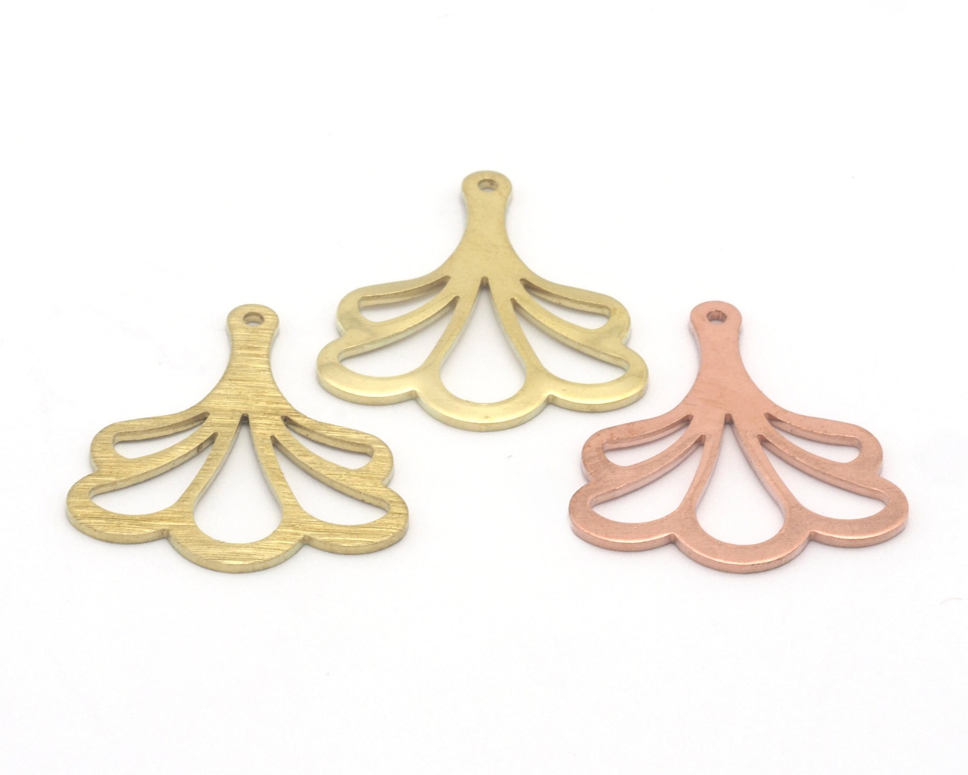 Ginkgo Flower Shape 25x20mm raw brass - Brushed Brass - Raw copper 1 hole charms findings 2103