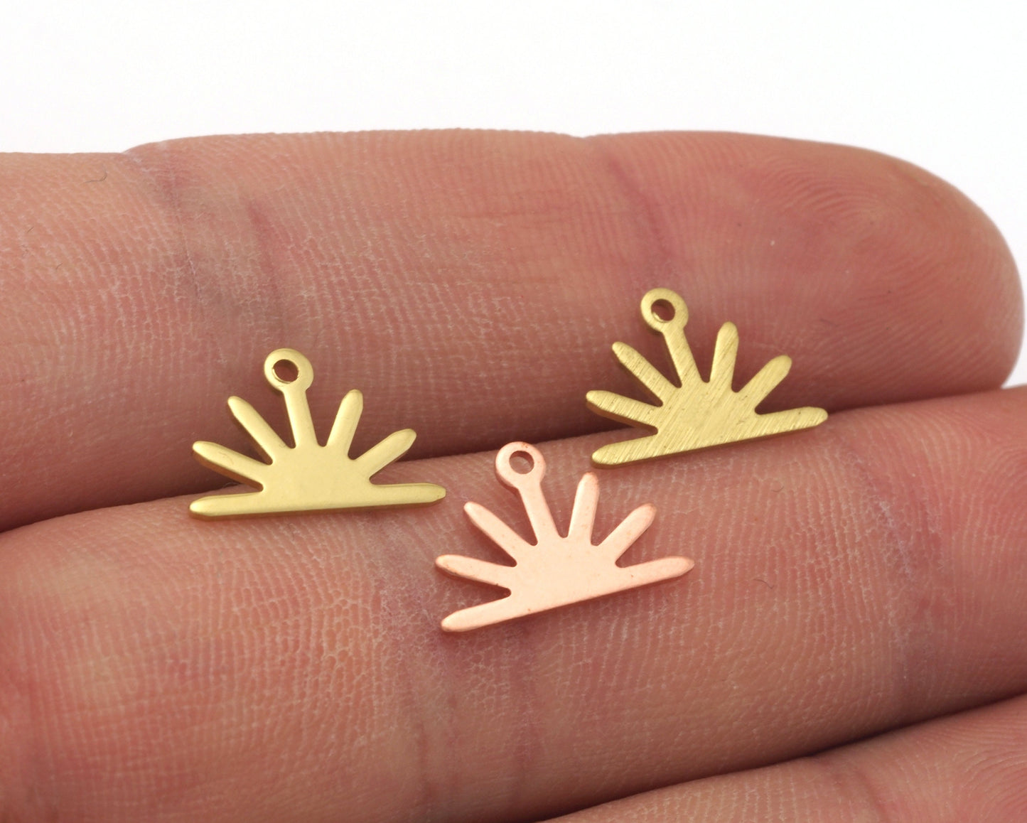 Sun Charms 15x10mm 1 hole Raw Copper - Brass - Brushed Brass findings S155-38