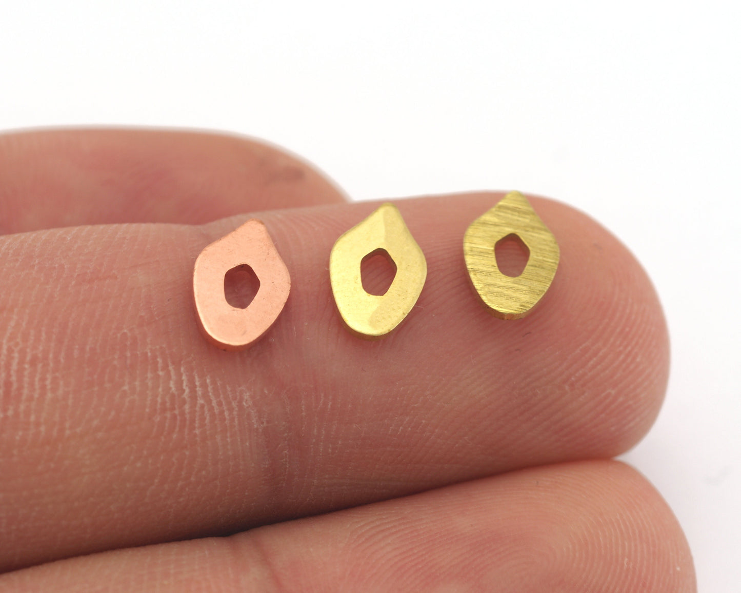 Drop Charms Raw Hammered - Brushed Brass - Copper 10x6mm 0.8 mm no holes Findings