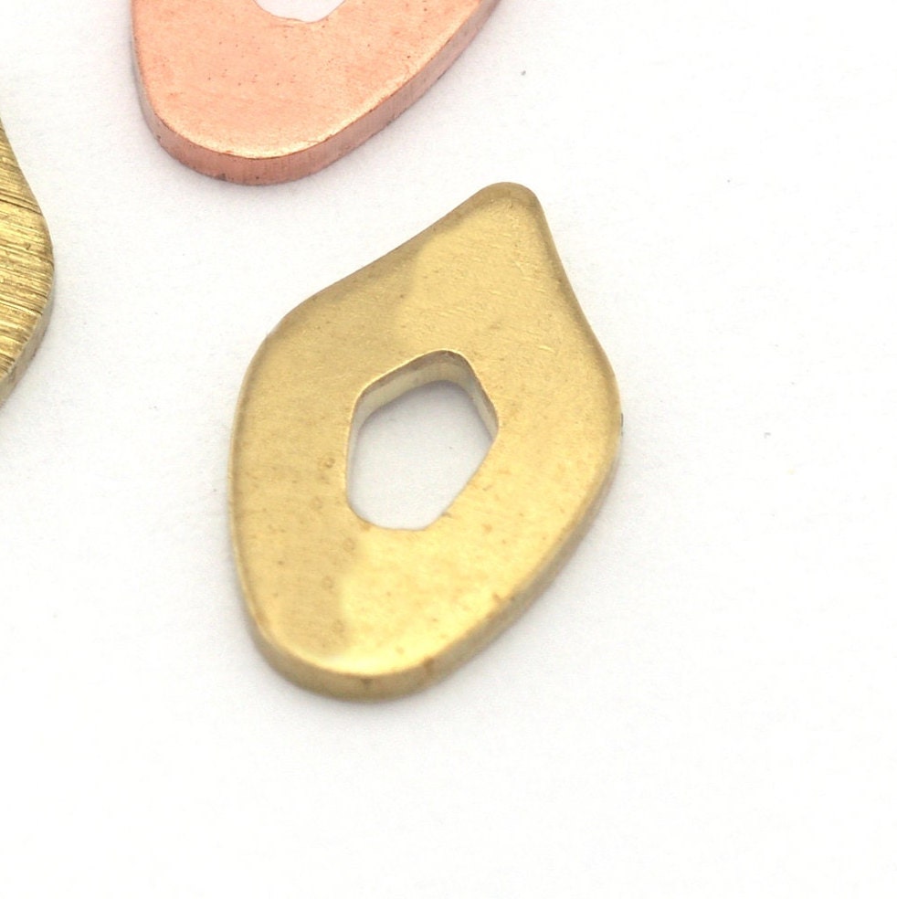 Drop Charms Raw Hammered - Brushed Brass - Copper 10x6mm 0.8 mm no holes Findings