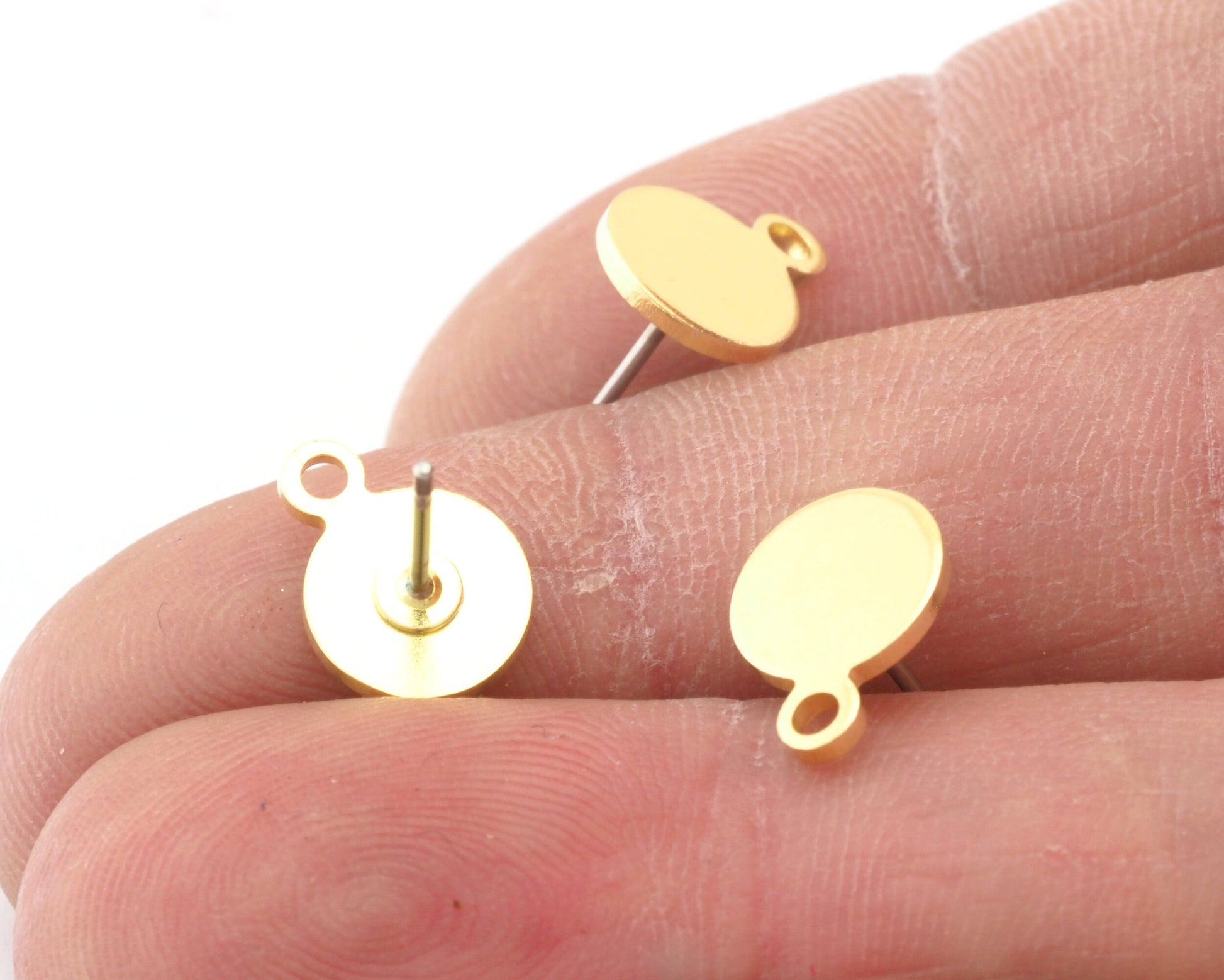 Circle disc earring post stud wire base with loop Raw brass 10.5x8mm OZ4382