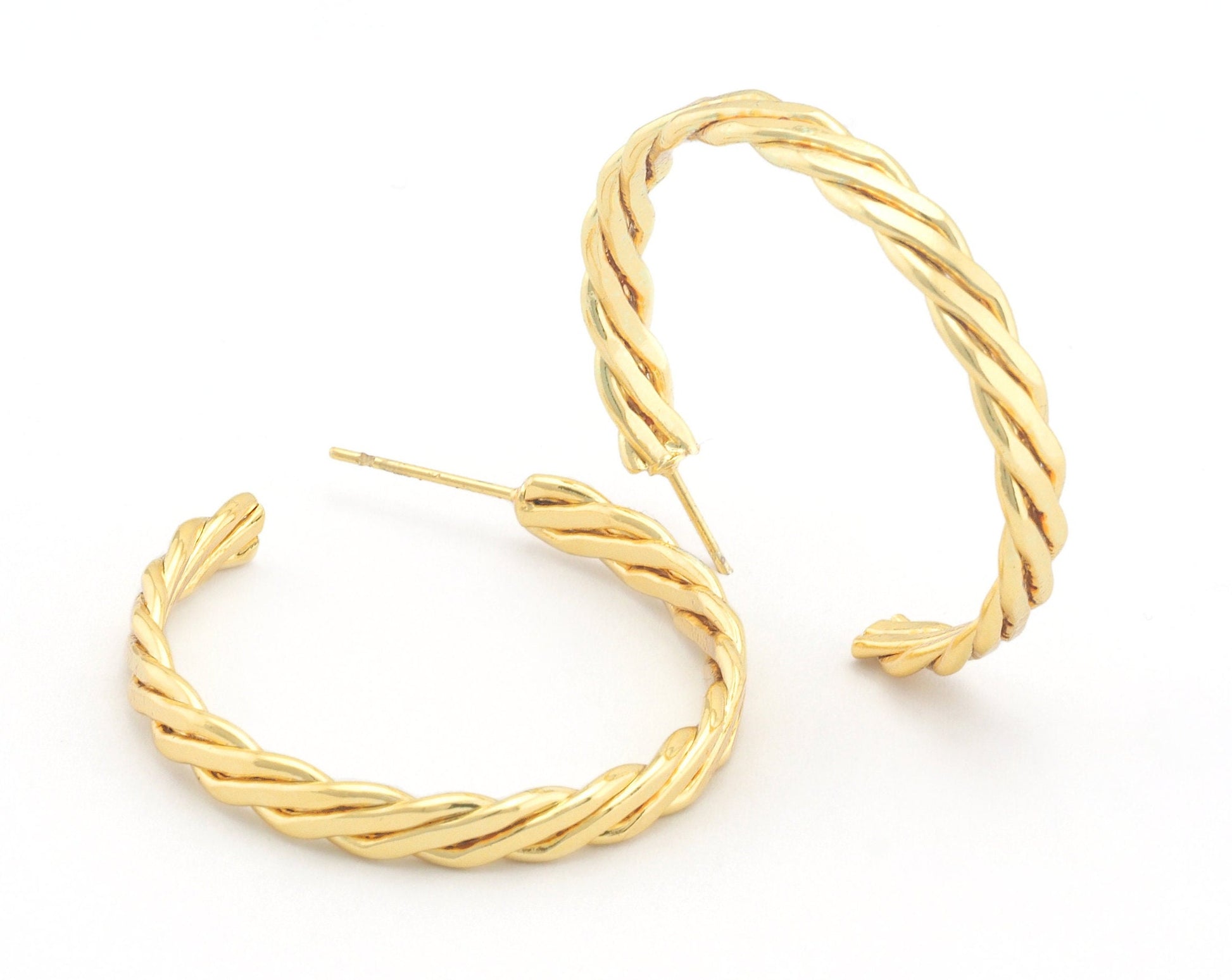 Hoop flat twisted swirl Earrings stud base Shiny Gold tone lacquer plated brass round earring posts, 35mm OZ4224