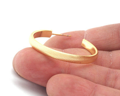 Hoop ribbed round Earrings stud base Shiny Gold tone lacquer plated brass round earring posts, 35mm OZ4221