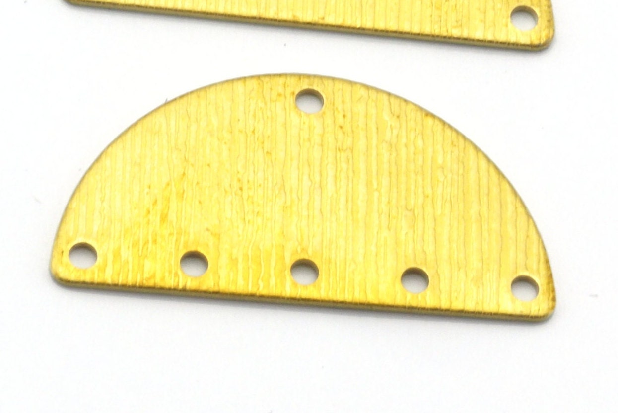 Brushed Raw brass semi circle blanks 40x20x0.8mm half moon shape pendant (2mm 0,08" 12 gauge hole) SCS 4713-400