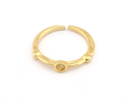 Round ring base blank cup bezel Raw brass-antique silver-Matte gold -shiny gold plated (16mm 5 US inner size - Adjustable ) 2234