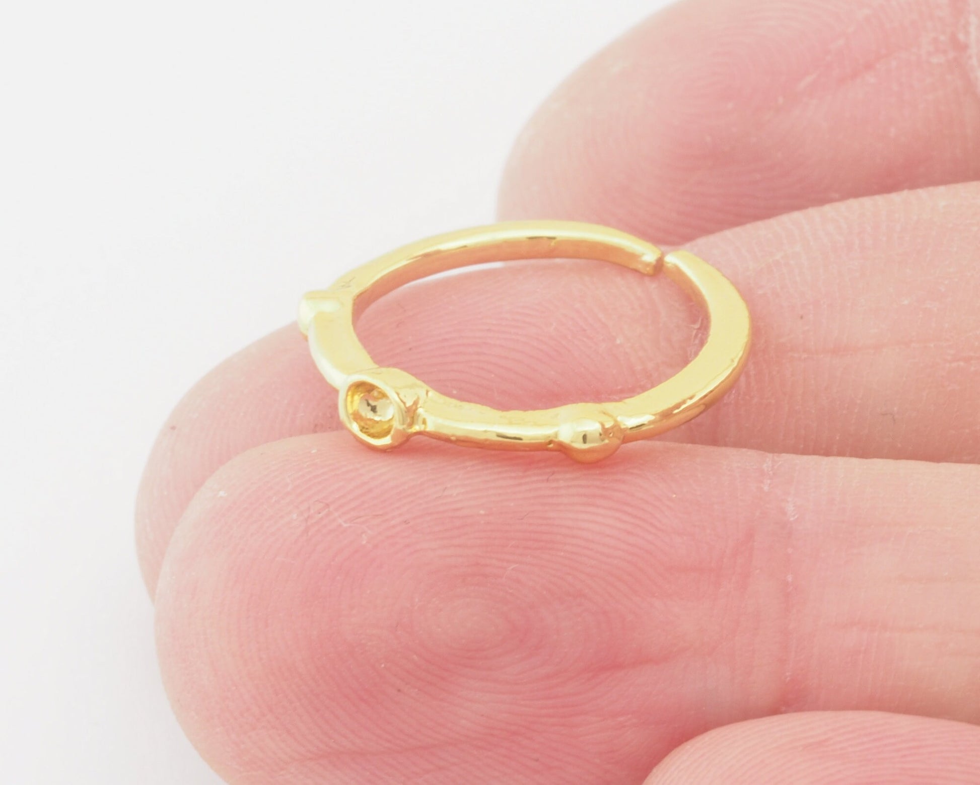Round ring base blank cup bezel Raw brass-antique silver-Matte gold -shiny gold plated (16mm 5 US inner size - Adjustable ) 2234