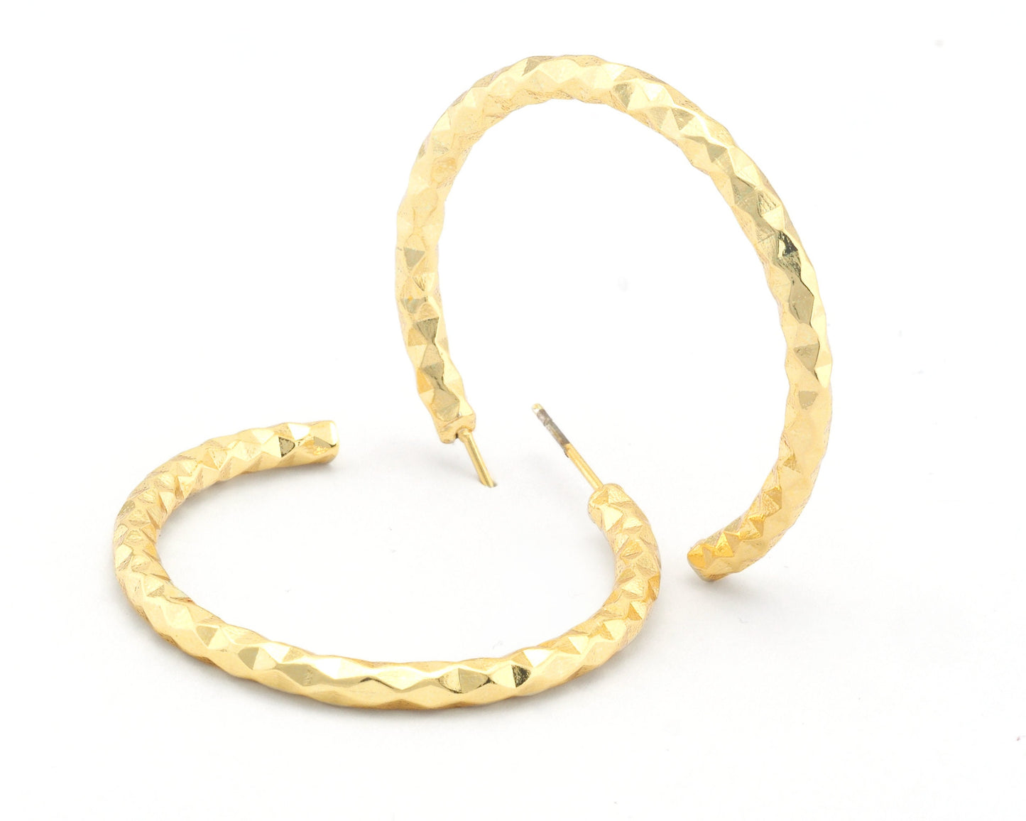 Hoop round hammered earrings stud base Shiny gold tone lacquer plated brass round earring posts, 35mm OZ4214