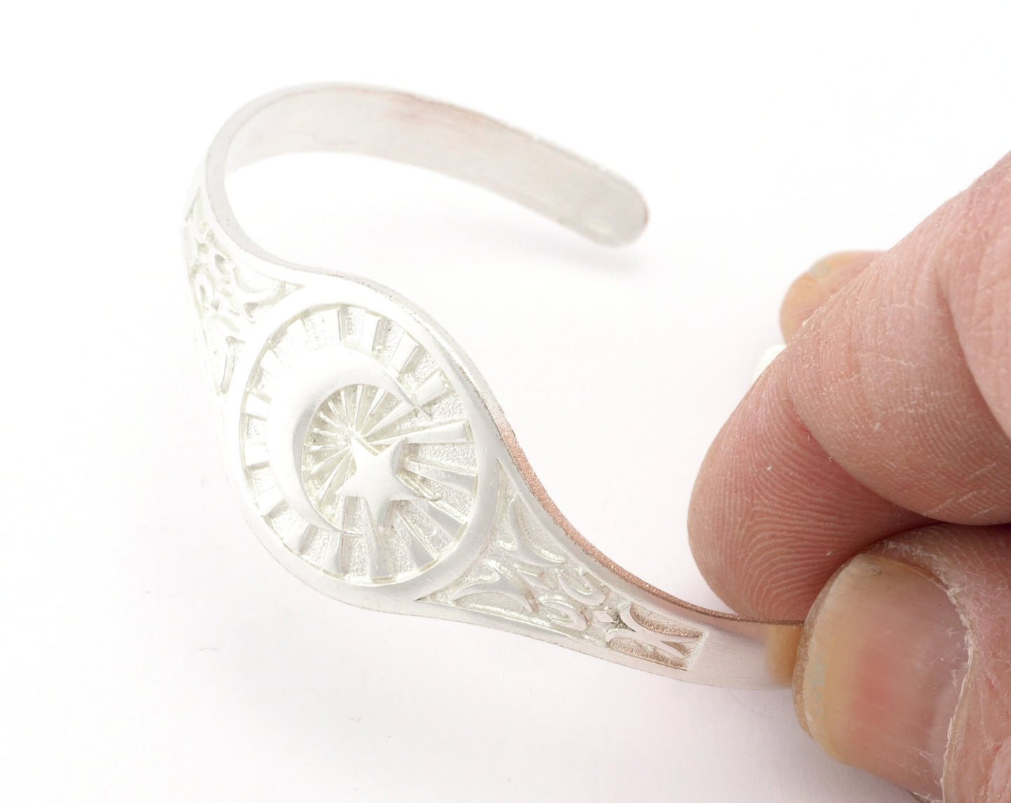 Crescent Moon Star Bracelet Shiny Silver Plated Brass (50 - 62 mm inner size - Adjustable ) OZ4749