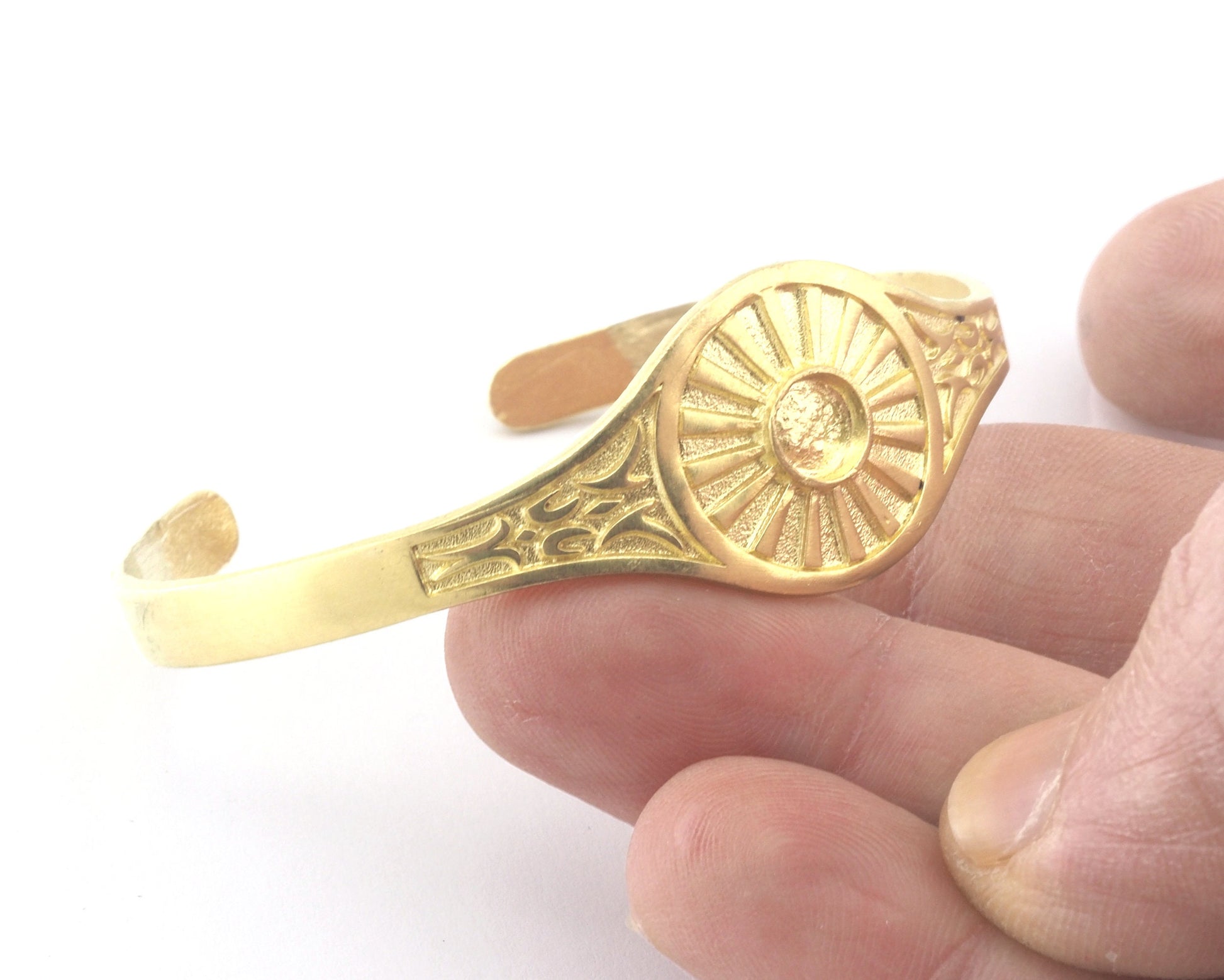 Ethnic Sun Bracelet Base Setting Blank Bezel Raw brass (6mm Blank ) 4748