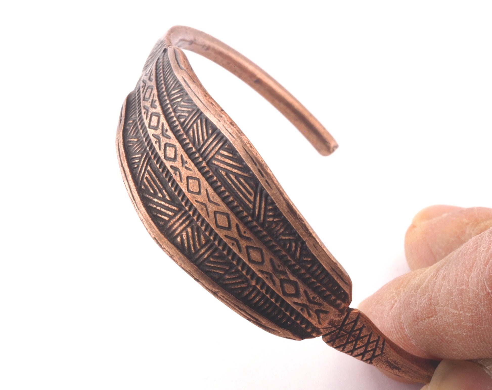 Ethnic Textured Bracelet Antique Copper Plated Brass (64mm inner size - Adjustable ) OZ3154