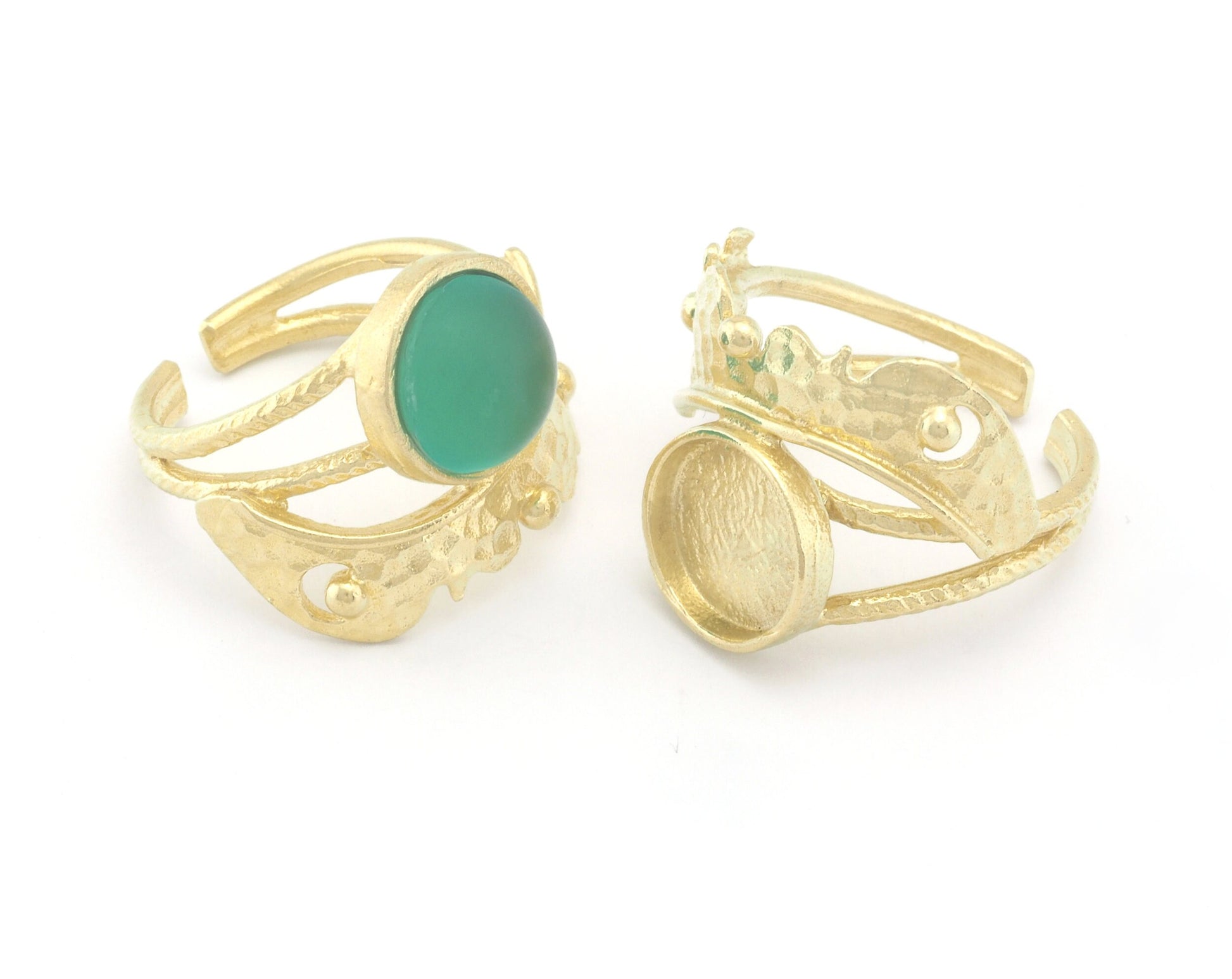 Round Blank Adjustable Ring Half Bezel Raw Brass, Antique silver, Shiny silver, Shiny gold plated 10 mm Setting (7US - 9USinner size ) 4789