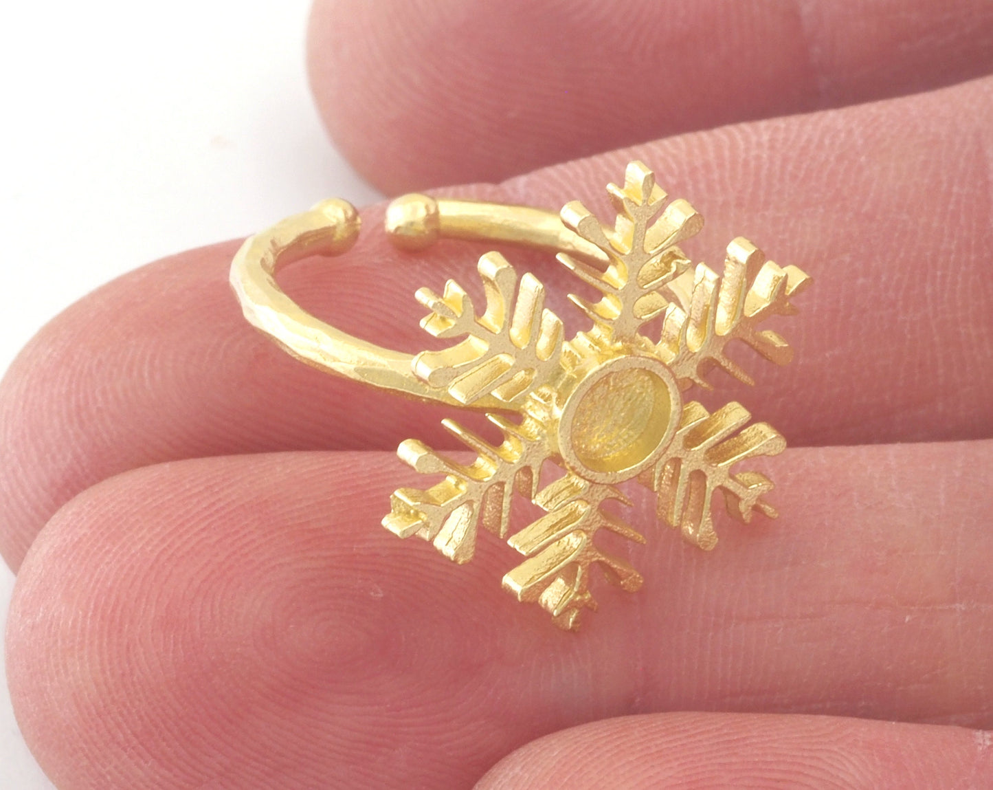Snow Flake Winter Ring Base Adjustable (6-9US) Ring Blank Brass - Shiny - Antique silver - Shiny Gold plated (4mm blank) OZ4820