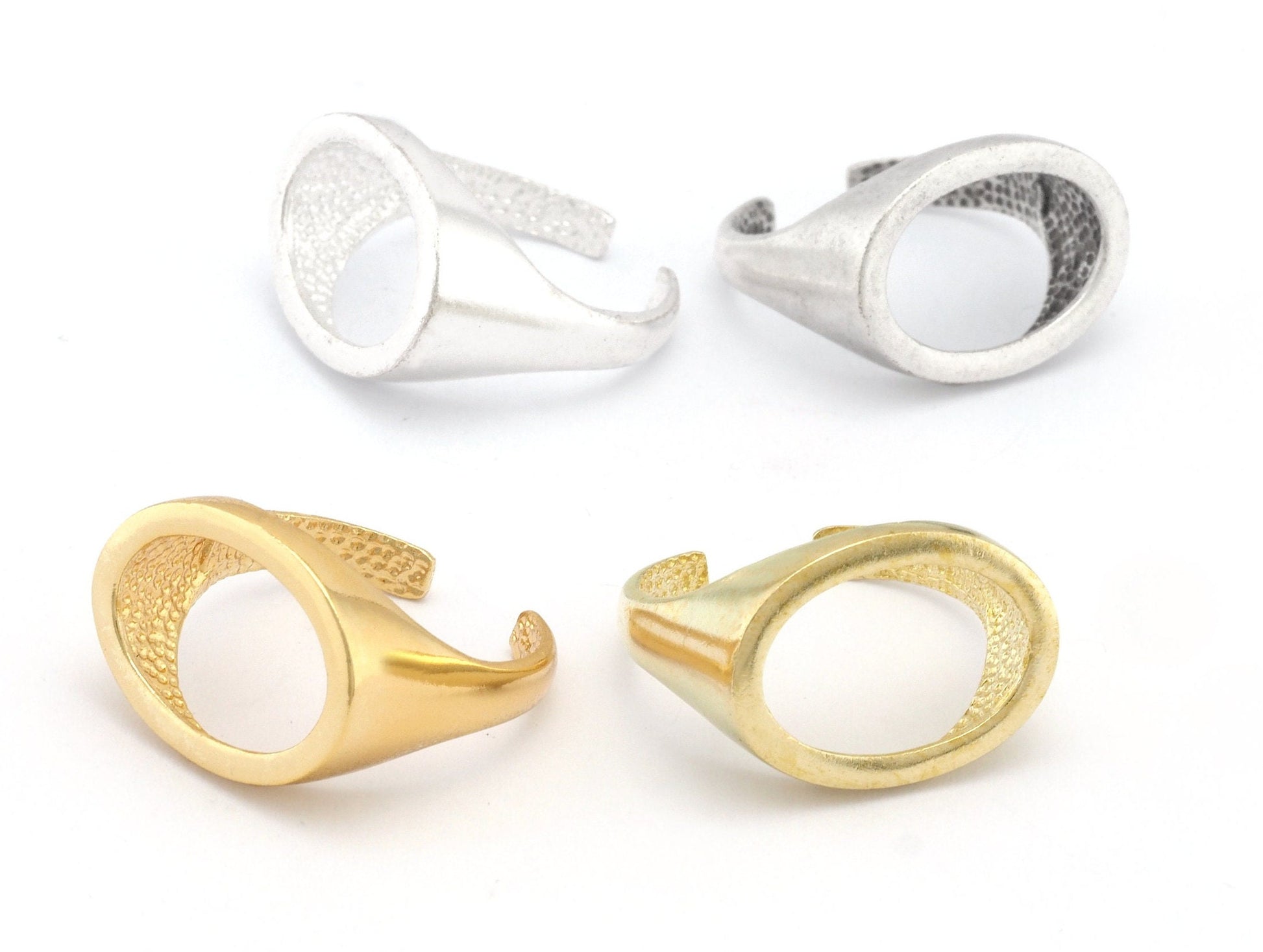 Open Oval Ring Adjustable Raw Brass - Shiny silver- Antique silver - Shiny gold plated (18mm 8US inner size) 5044
