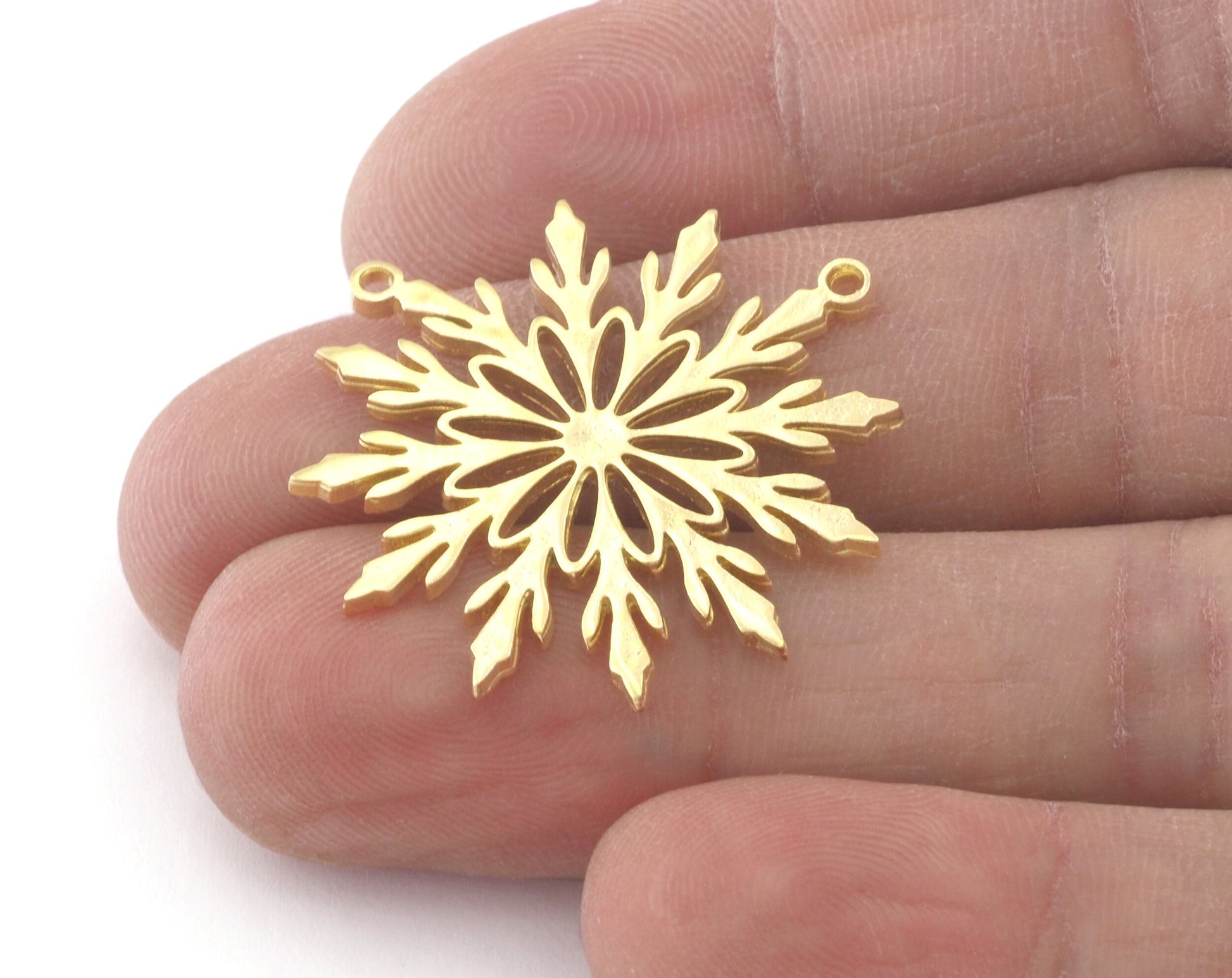 Snow Flake Connector Charms Pendant Raw Solid Brass , Antique silver, Shiny silver, Shiny gold plated Pendants 30x29mm OZ4829