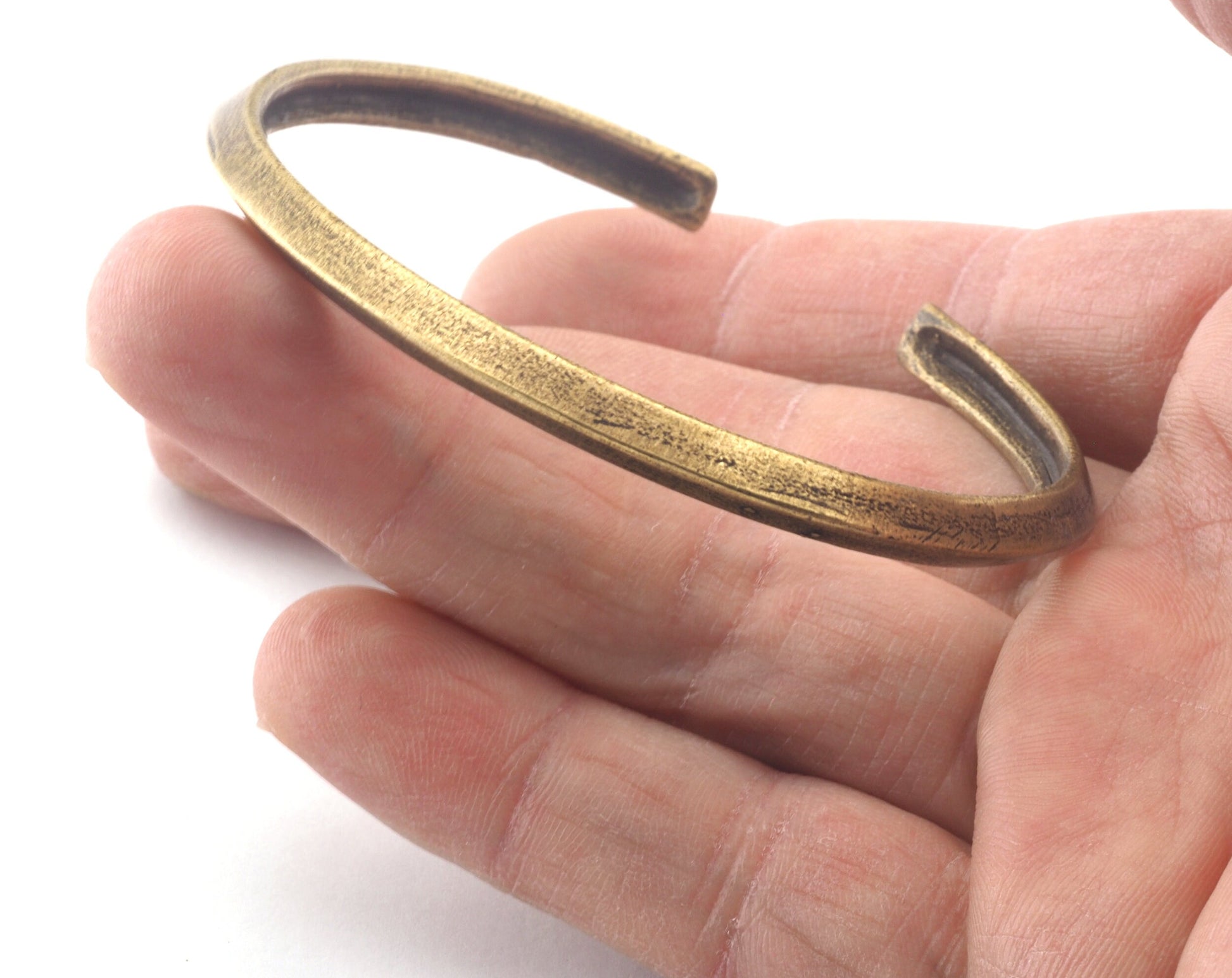 Cuff Bracelet Antique Bronze Plated Brass (65mm inner size - Adjustable ) OZ3180