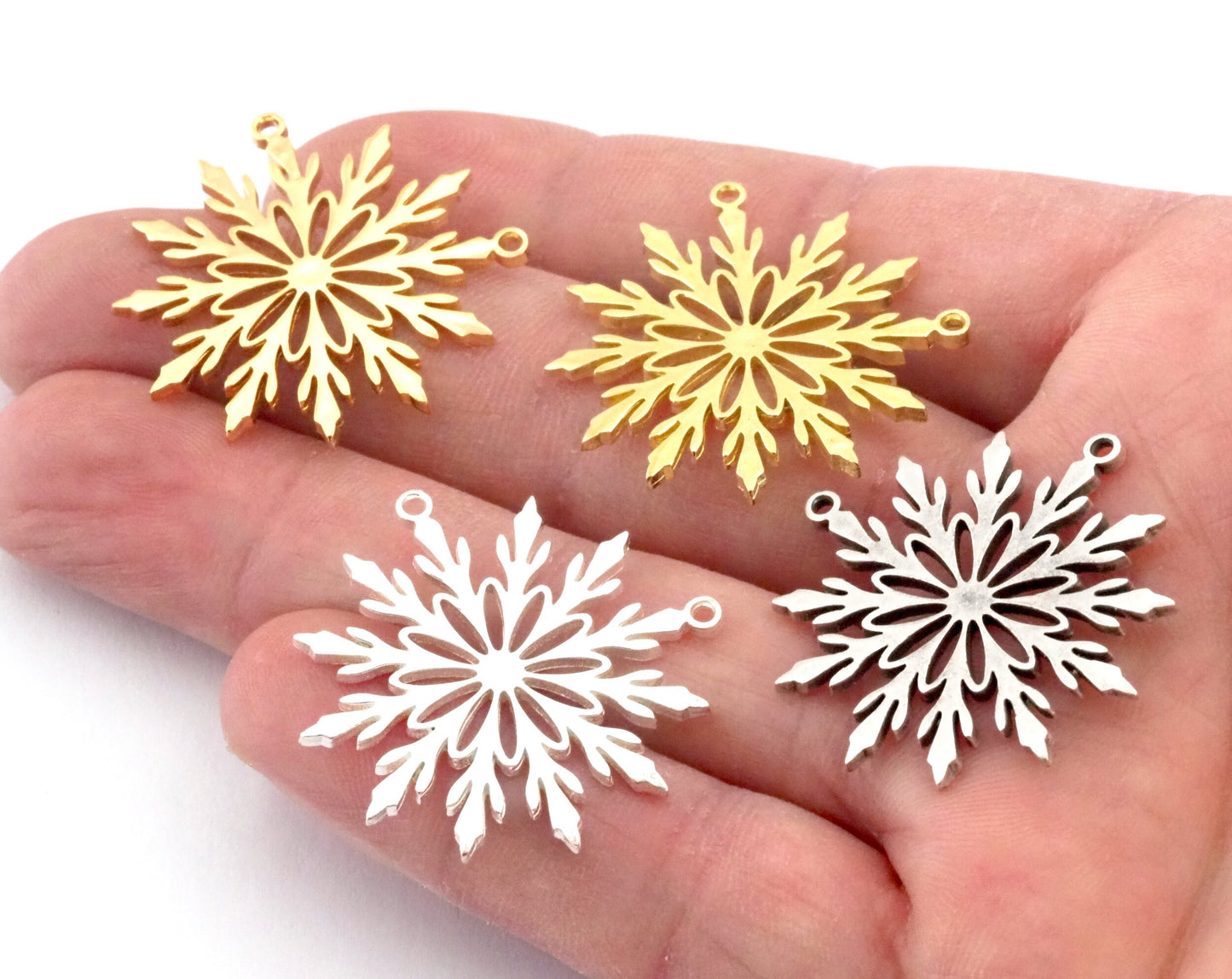 Snow Flake Connector Charms Pendant Raw Solid Brass , Antique silver, Shiny silver, Shiny gold plated Pendants 30x29mm OZ4829