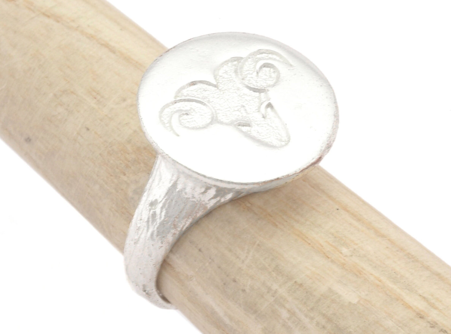 Ram Aries Ring Horoscope Bark Textured Band Adjustable Shiny silver plated brass (5 - 8.5US inner size) OZ4864