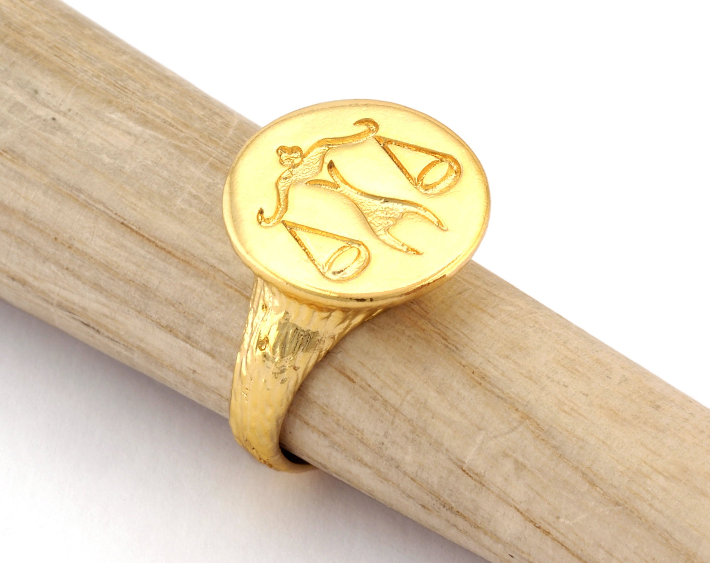 Libra Ring Scales Horoscope Bark Textured Band Round Ring Adjustable Shiny gold plated brass (5 - 8.5US inner size) OZ4870