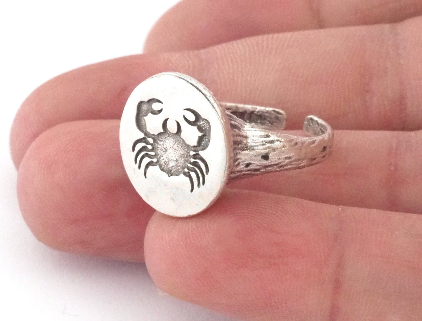 Crab Cancer Horoscope Ring Bark Textured Band Round Ring Adjustable Ring Antique Silver Plated brass (5 - 8.5US inner size) OZ4862