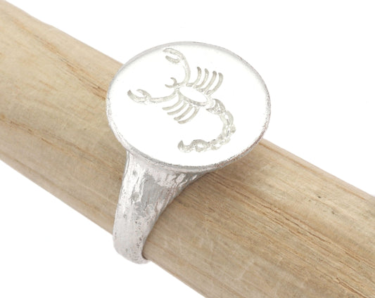 Scorpion Ring horoscope zodiac Bark Textured Band Round Ring Adjustable Ring Shiny silver plated brass (5 - 8.5US inner size) OZ4858