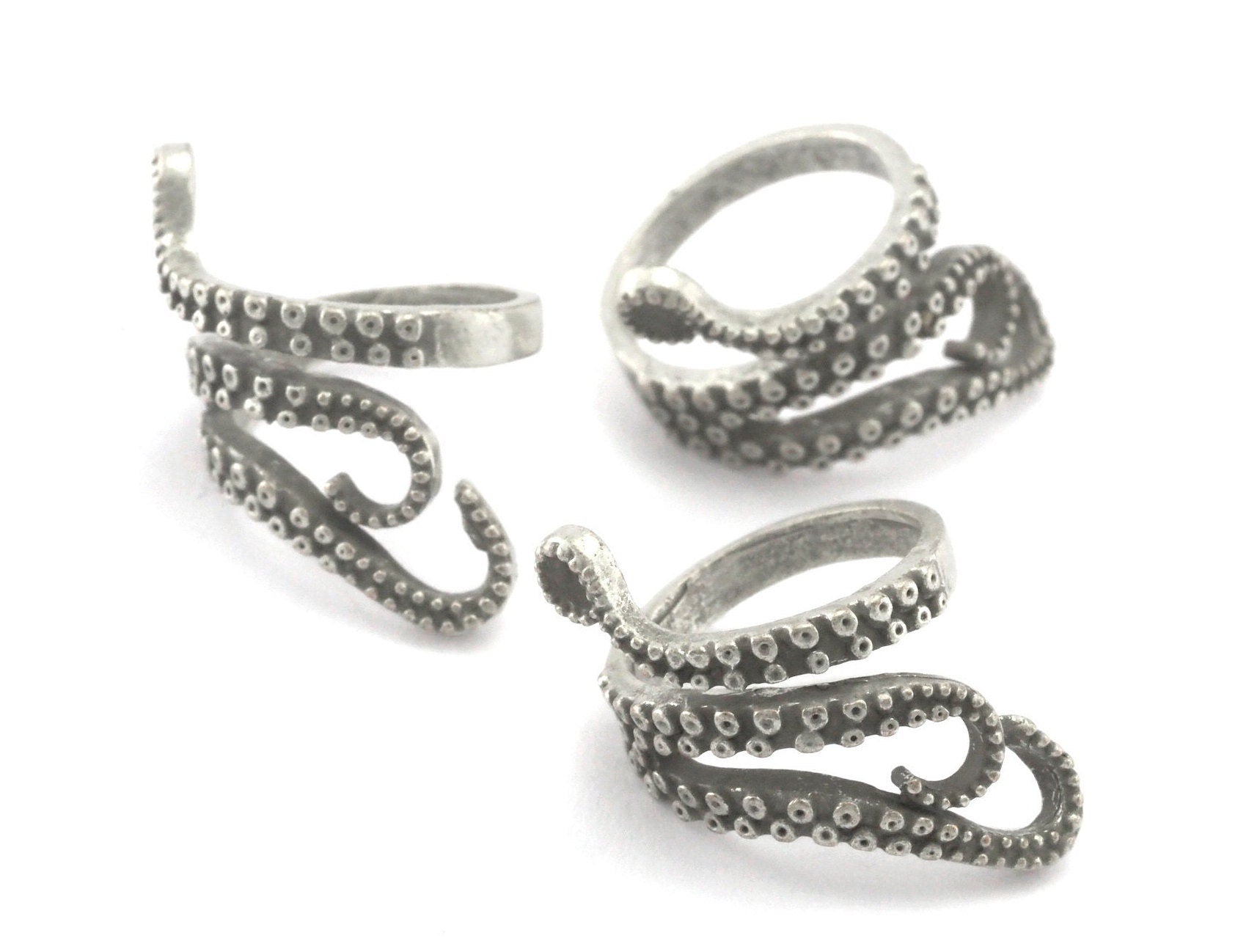 Octopus Tickle Ring with loop Antique silver plated brass (18mm 8US inner size) 4318